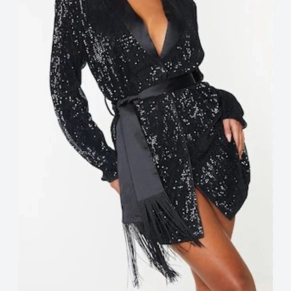 PrettyLittleThing Black Sequin Mini Dress - Picture 5 of 5